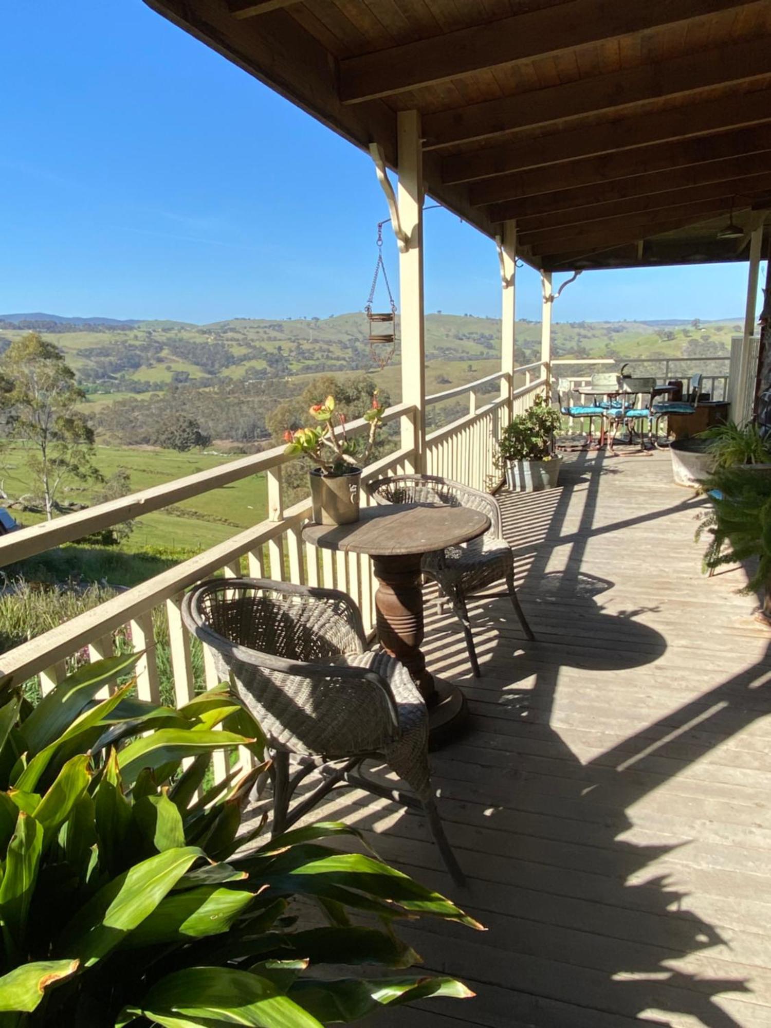 Inspiring Views B&B Wodonga Exterior photo